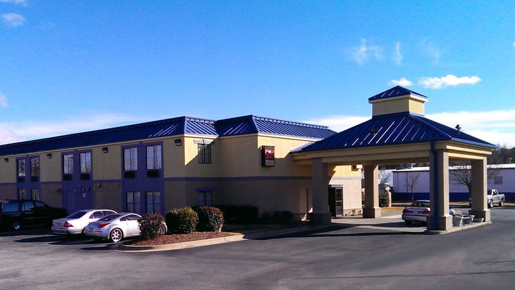 Magnuson Hotel Lawrenceville Exterior photo